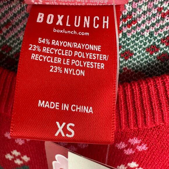 NWT BoxLunch Strawberry Shortcake Wreath Portrait Red Knit Holiday Sweater XS - Picture 10 of 11
